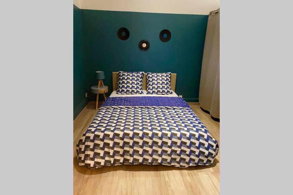 Apartment De Charme Plein Coeur De Moulins *